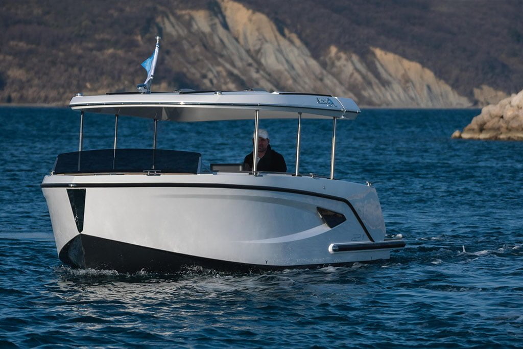 alfastreet-marine-21-open-outboard-unterwegs
